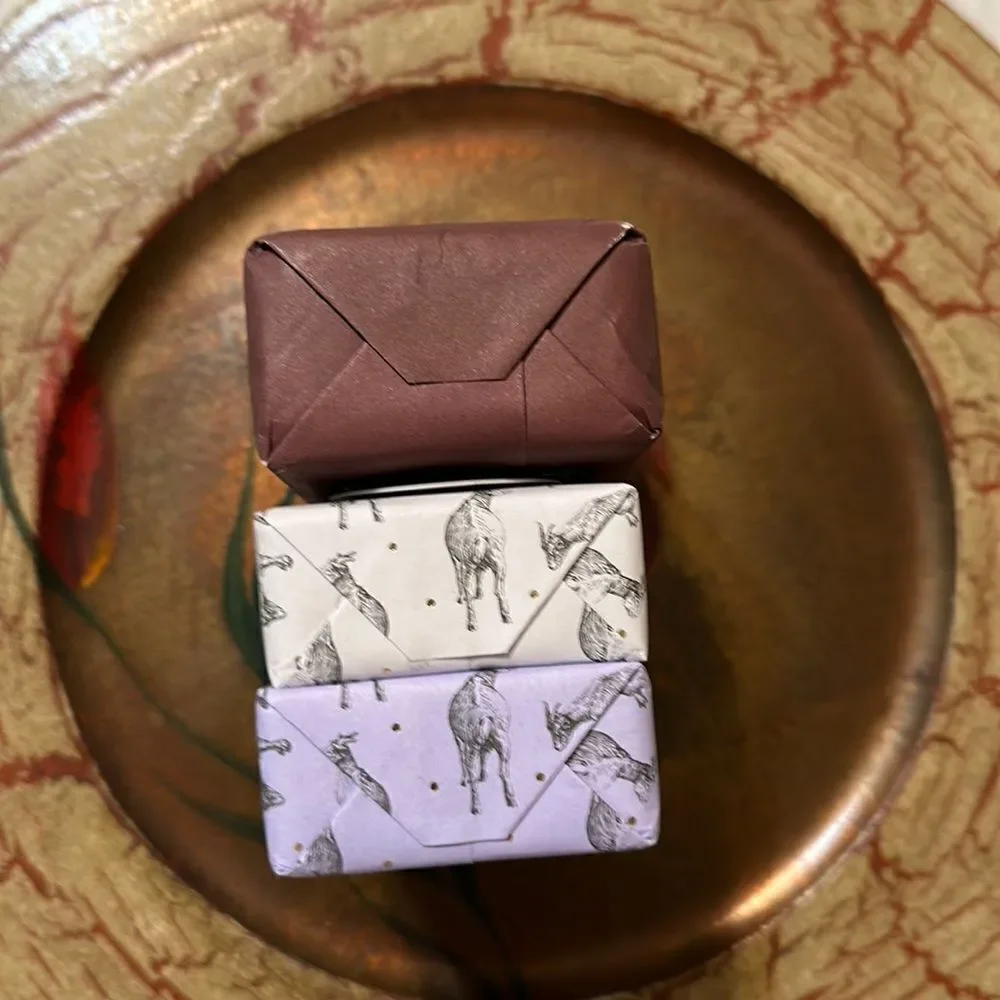 Men’s Set of 2 1 Bay Rum Fragranced Soap & 2 Goat’s Milk Bars
